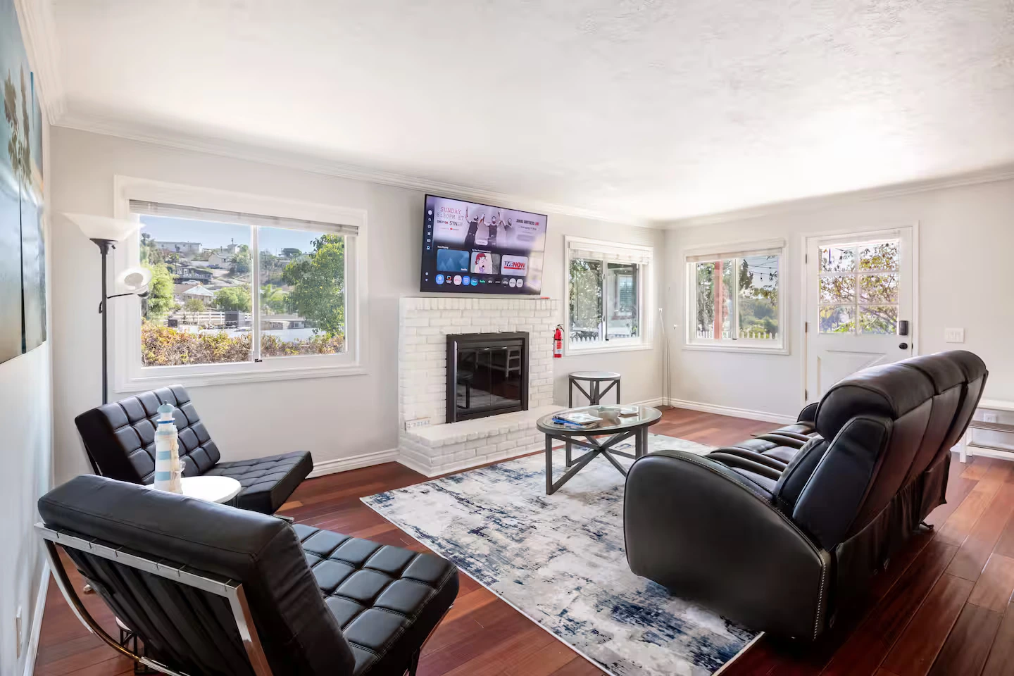 Remodeled hilltop home with game room in Vista, California